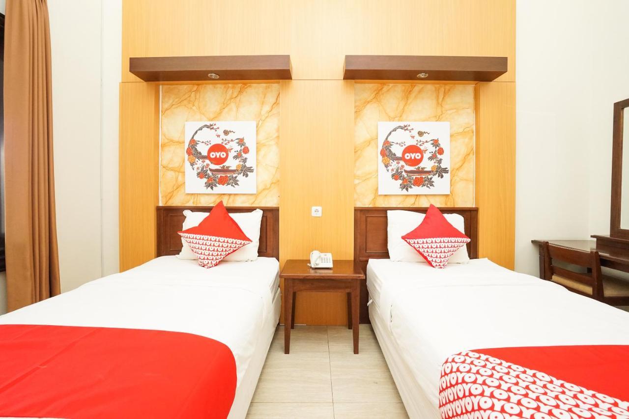 Avila Ketapan Rame Hotel Prigen Exterior photo